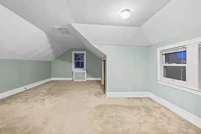 410 Midwood Avenue, Bellmore, NY 11710 - Photo 25