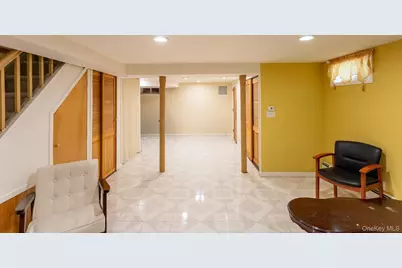 73-35 195th Street, Fresh Meadows, NY 11366 - Photo 19