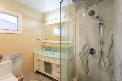 73-35 195th Street, Fresh Meadows, NY 11366 - Photo 11