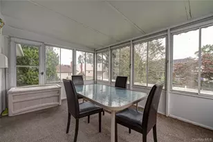 15 Earl Pl, Amityville, NY 11701 - Photo 9