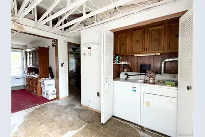 5 Holly Drive, Manorville, NY 11949 - Photo 15