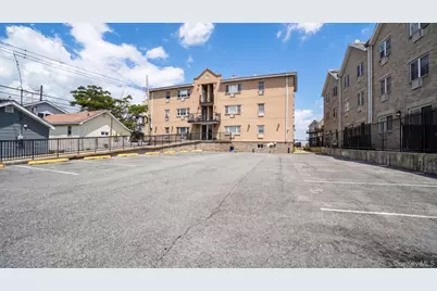 24 Pennyfield Avenue #2C, Bronx, NY 10465 - Photo 1