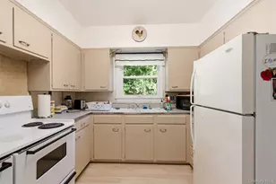 316 Lenox Rd, Huntington Station, NY 11746 - Photo 5