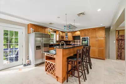 84 Stowe Drive, Poughquag, NY 12570 - Photo 3