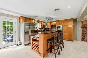 84 Stowe Dr, Poughquag, NY 12570 - Photo 3