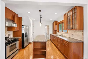 7 Atlantic Ave, Nanuet, NY 10954 - Photo 11