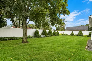 2909 Connecticut Ave, Medford, NY 11763 - Photo 31