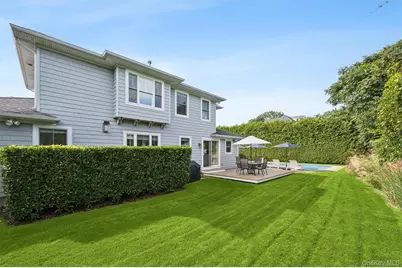 8 Powers Drive, Southampton, NY 11968 - Photo 23