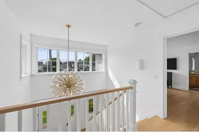 8 Powers Drive, Southampton, NY 11968 - Photo 13