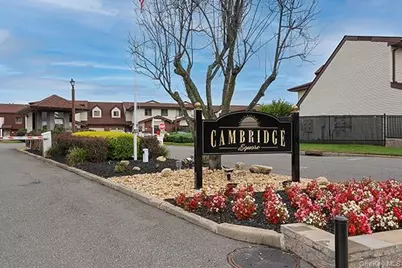 43 Cambridge Drive W, Copiague, NY 11726 - Photo 1