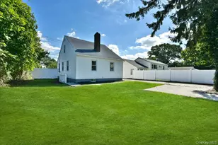 11 Grant St, Roosevelt, NY 11575 - Photo 25