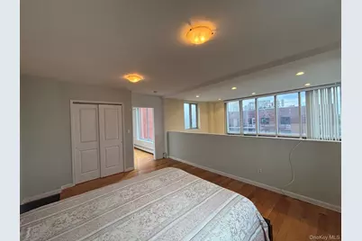 38-30 Parsons Blvd #PHC, Flushing, NY 11354 - Photo 15