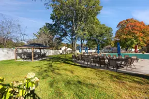 38 Sussex Dr, Yorktown Heights, NY 10598 - Photo 23
