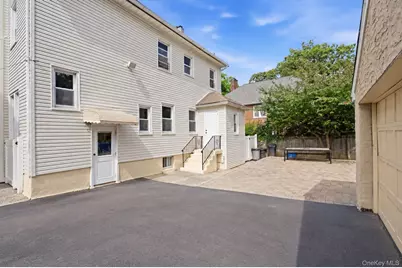 10 Lattin Drive, Yonkers, NY 10705 - Photo 45