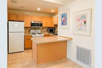 62 Morley Circle, Melville, NY 11747 - Photo 3