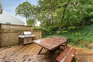 11 Longford St, Huntington, NY 11743 - Photo 19