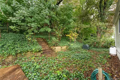11 Longford Street, Huntington, NY 11743 - Photo 21