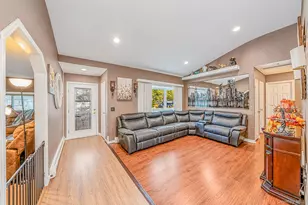 179 Ford St, Holbrook, NY 11741 - Photo 5