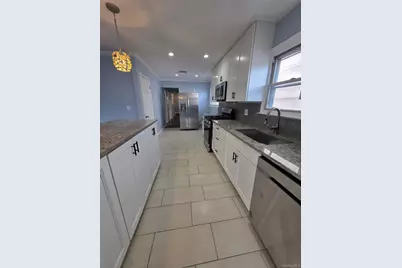 32-23 Plunkett Avenue #1, Far Rockaway, NY 11691 - Photo 5