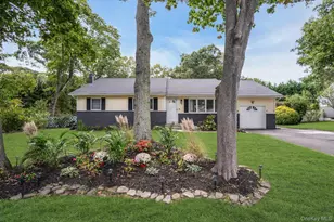26 Williams Ave, Holtsville, NY 11742 - Photo 3