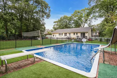 26 Williams Avenue, Holtsville, NY 11742 - Photo 43