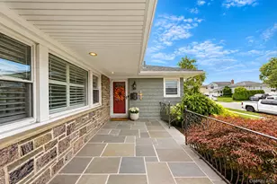 20 Argonne Pl, Massapequa, NY 11758 - Photo 3