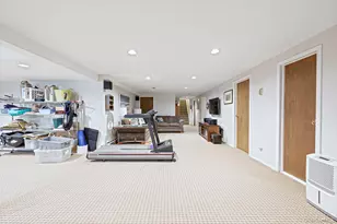 20 Argonne Pl, Massapequa, NY 11758 - Photo 31