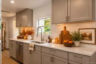 348 Van Wagner Rd, Poughkeepsie, NY 12603 - Photo 9