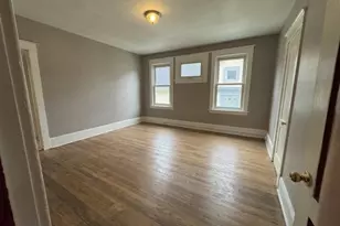 34 Franklin St, Poughkeepsie, NY 12601 - Photo 3