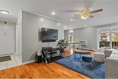 1 Granada Crescent #4, White Plains, NY 10603 - Photo 1
