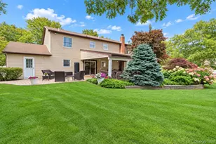10 Marblestone, South Setauket, NY 11720 - Photo 3