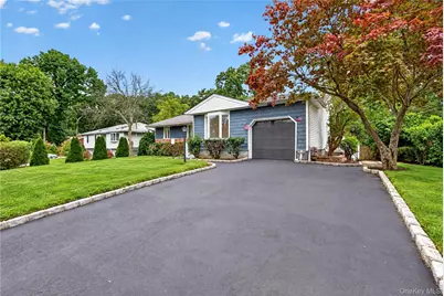 83 McGaw Avenue, Lake Grove, NY 11755 - Photo 35
