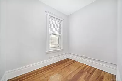 1934 Benedict Avenue, Bronx, NY 10462 - Photo 21
