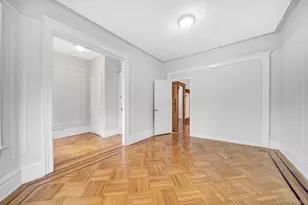 1934 Benedict Ave, Bronx, NY 10462 - Photo 23