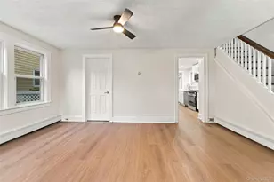98 Willow Ave, Hempstead, NY 11550 - Photo 7