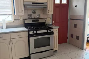 7 Jefferson Ave, Valley Stream, NY 11580 - Photo 5