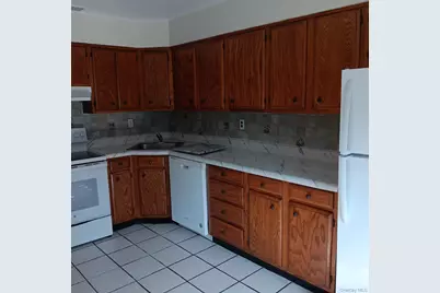 200 Hilton Avenue #30, Hempstead, NY 11550 - Photo 13
