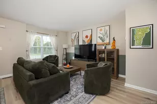 6 Stonewall Cir, Poughkeepsie, NY 12603 - Photo 3