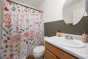 6 Stonewall Cir, Poughkeepsie, NY 12603 - Photo 15