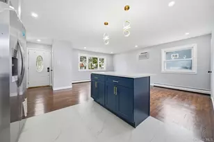 14 Holt St, Amityville, NY 11701 - Photo 7