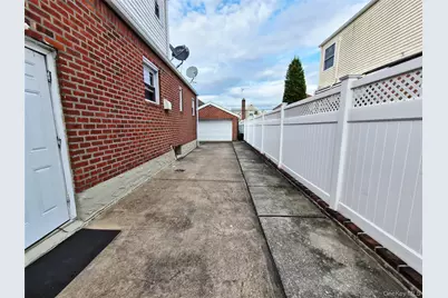 8333 251st Street, Bellerose, NY 11426 - Photo 29