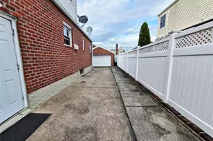 83-33 251st St, Bellerose, NY 11426 - Photo 29
