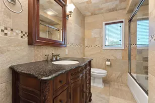 685 Carlls Path, Deer Park, NY 11729 - Photo 7