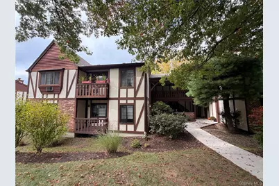 10 Foxwood Circle, Mount Kisco, NY 10549 - Photo 1