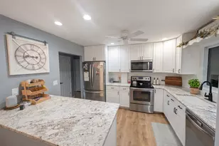 146 Rosemont Ave, Farmingville, NY 11738 - Photo 5