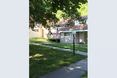 2 School Street #3A, Poughkeepsie, NY 12601 - Photo 1