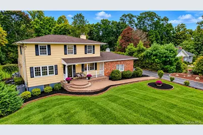 476 Hilltop Road, Yorktown Heights, NY 10598 - Photo 3