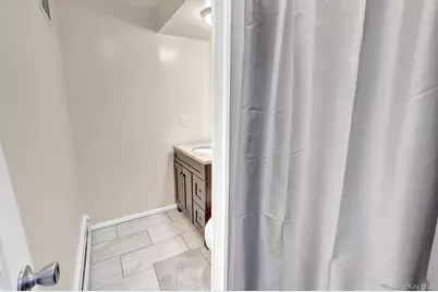 208 Raider Street, West Babylon, NY 11704 - Photo 21