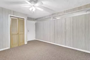 208 Raider St, West Babylon, NY 11704 - Photo 19