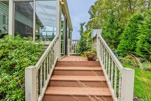 1661 Old Country Rd, Riverhead, NY 11901 - Photo 31